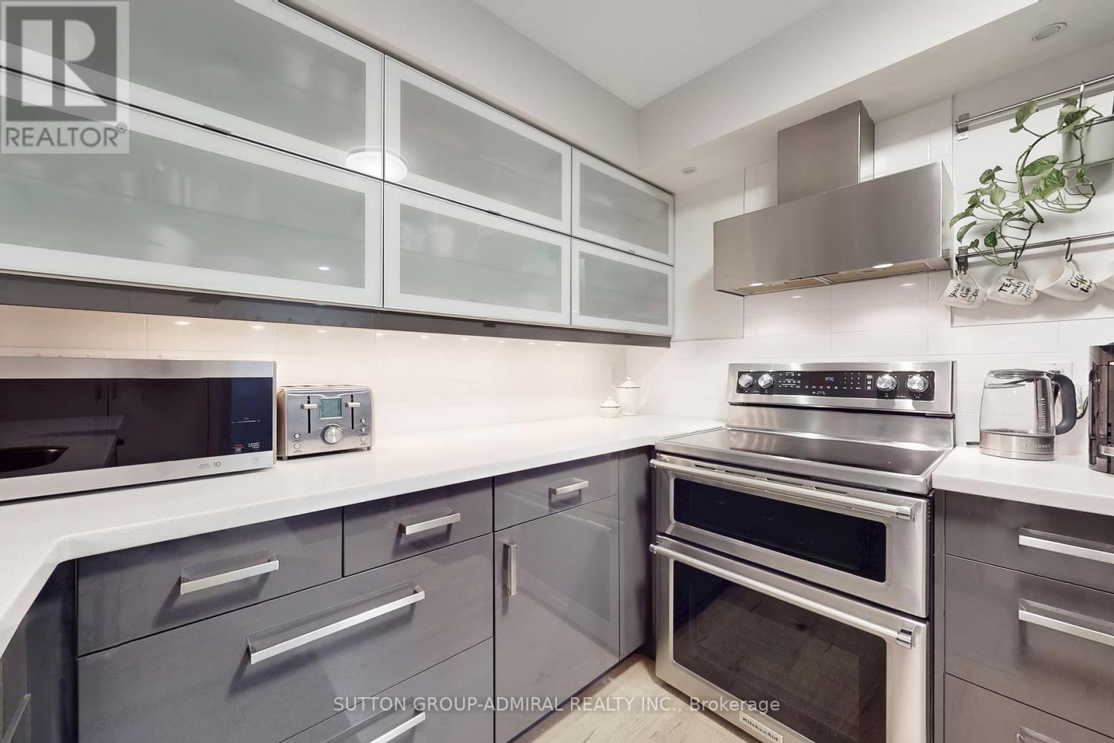 321 - 1000 King Street W, Toronto, Ontario M6K 3N1 - Photo 10 - C12518156