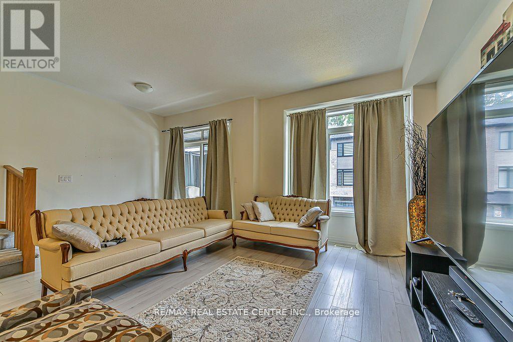 902 - 585 Colborne Street E, Brantford, Ontario N3S 0K4 - Photo 10 - X12520116