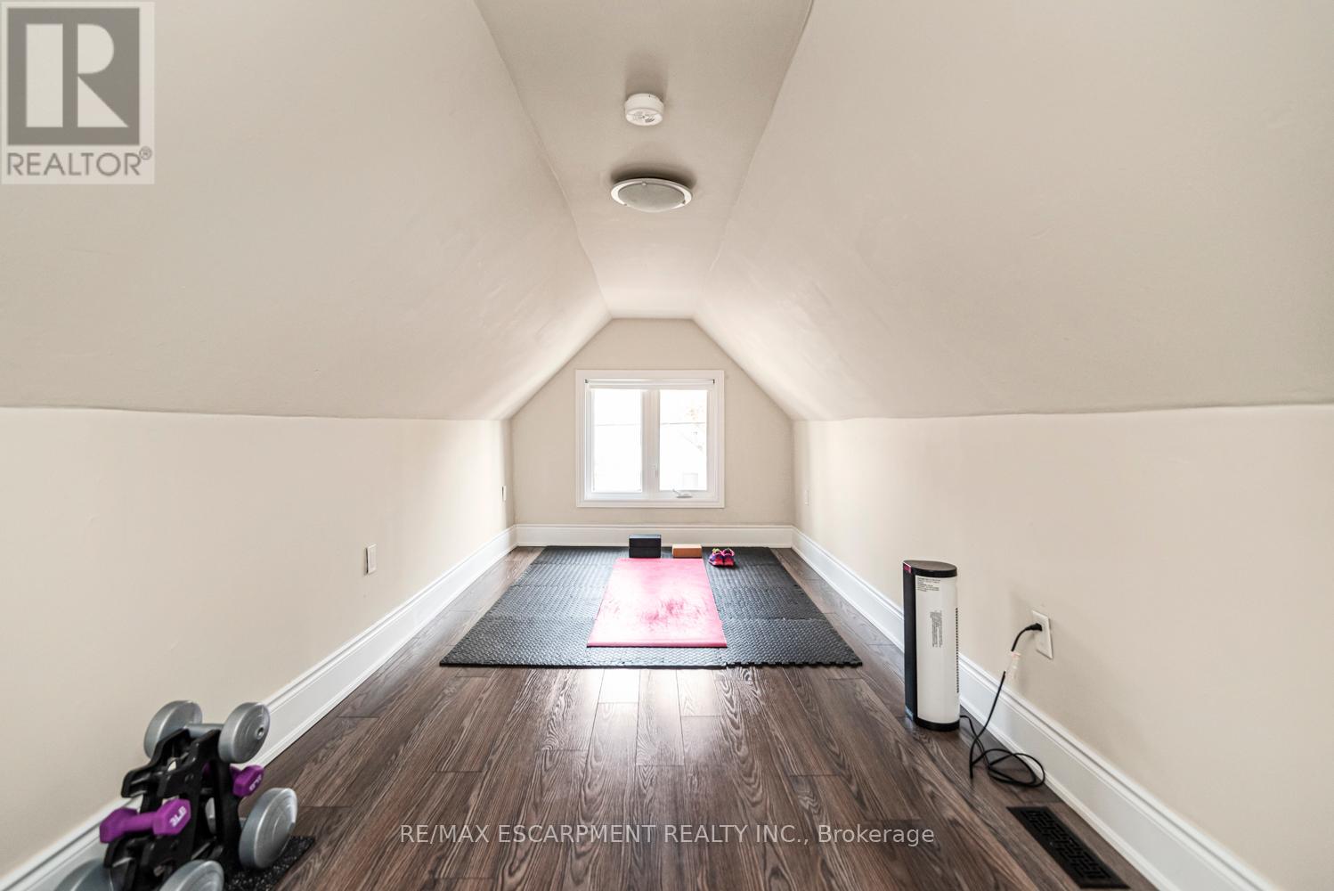 319 Hunter Street W, Hamilton, Ontario  L8P 1S5 - Photo 12 - X12520128