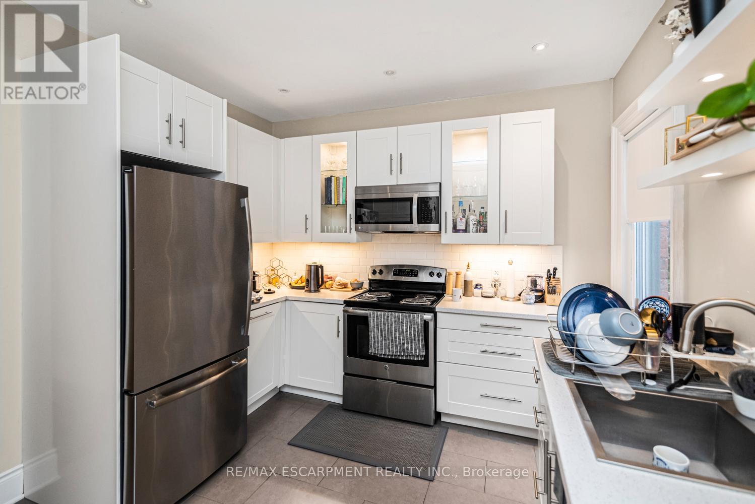 319 Hunter Street W, Hamilton, Ontario  L8P 1S5 - Photo 29 - X12520128