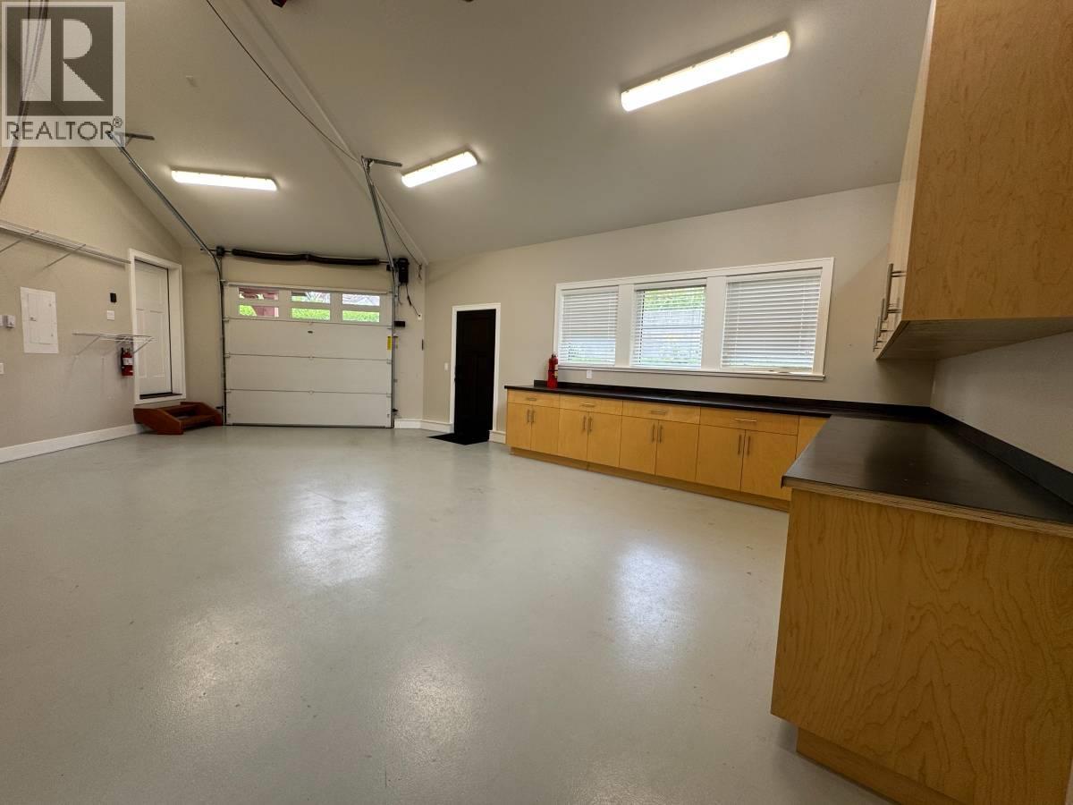 Lower 20998 River Rd, Maple Ridge, British Columbia  V2X 2A1 - Photo 21 - R3065662