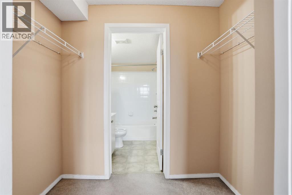 3318, 10 Prestwick Bay Se, Calgary, Alberta  T2Z 0B5 - Photo 13 - A2252158