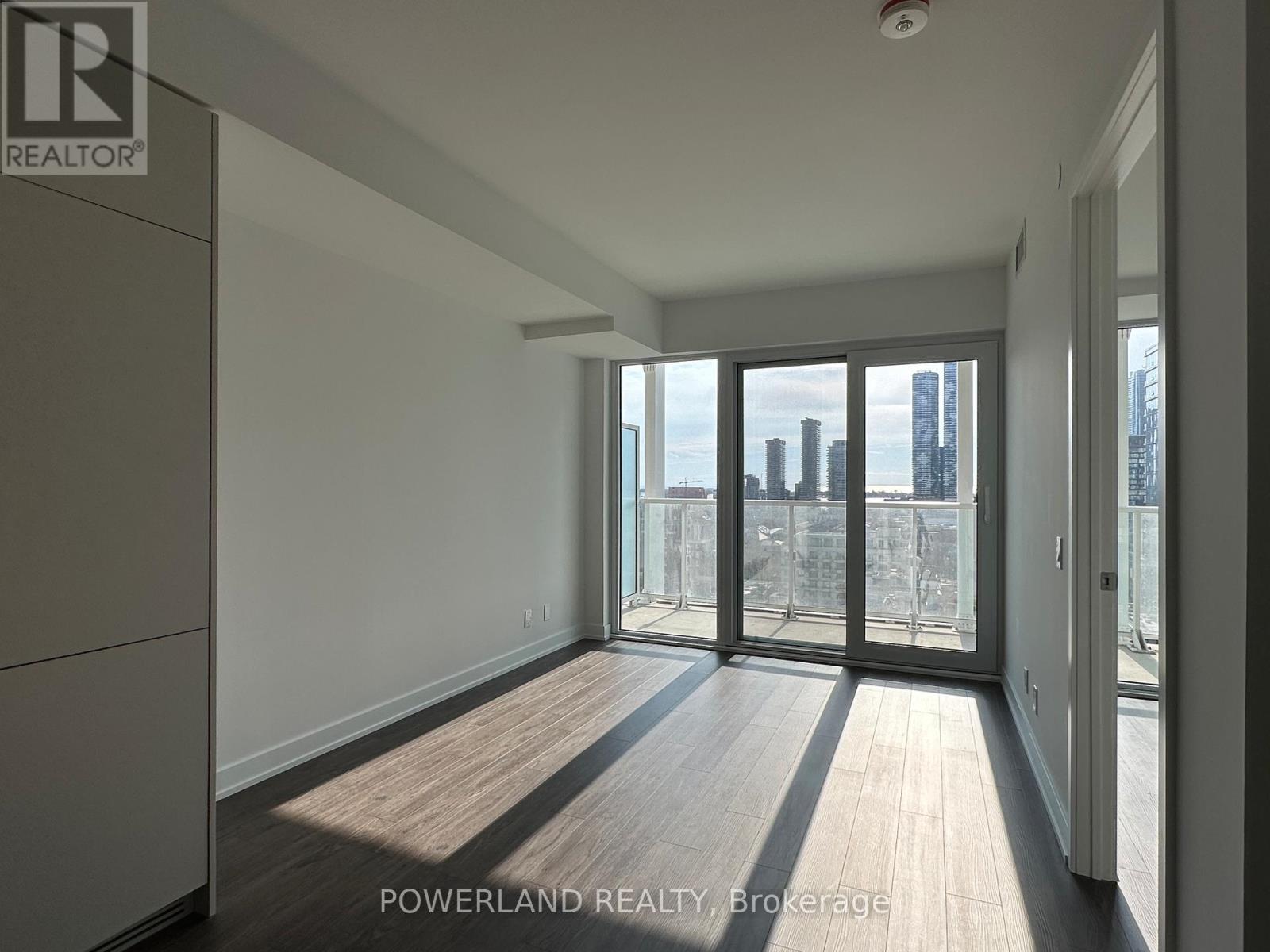 1709 - 88 Queen Street E, Toronto, Ontario M5C 0B6 - Photo 6 - C12520176