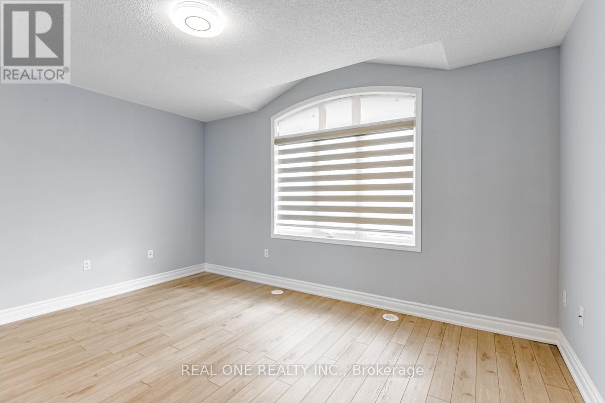 42 Beehive Lane, Markham, Ontario L6E 0K6 - Photo 15 - N12520186