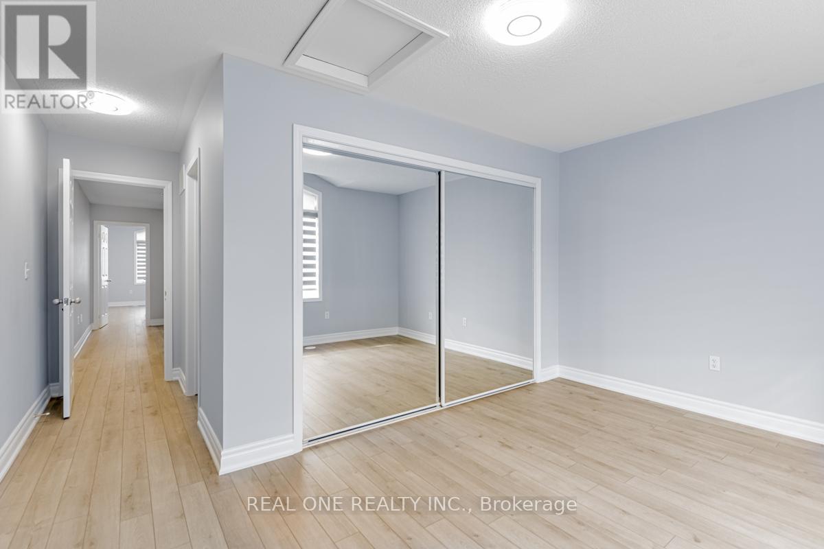 42 Beehive Lane, Markham, Ontario L6E 0K6 - Photo 16 - N12520186