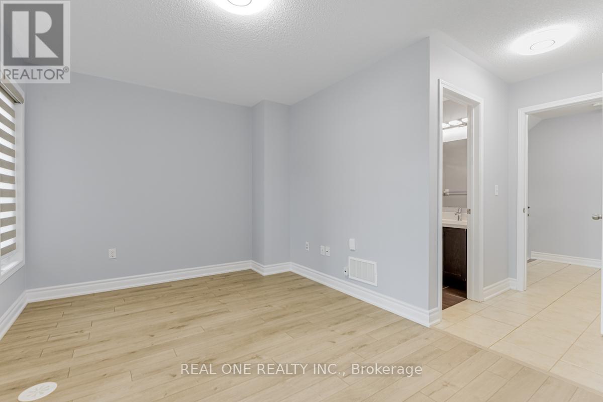 42 Beehive Lane, Markham, Ontario L6E 0K6 - Photo 25 - N12520186