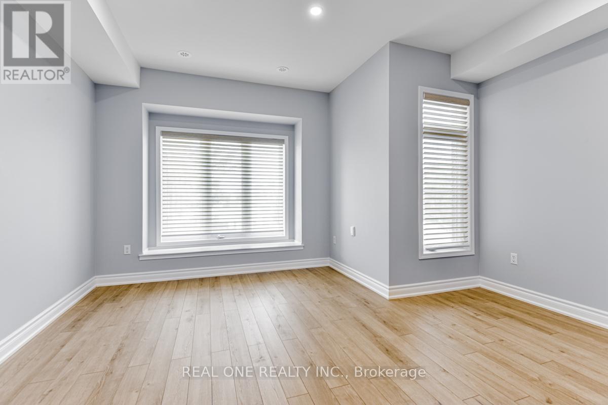 42 Beehive Lane, Markham, Ontario L6E 0K6 - Photo 3 - N12520186