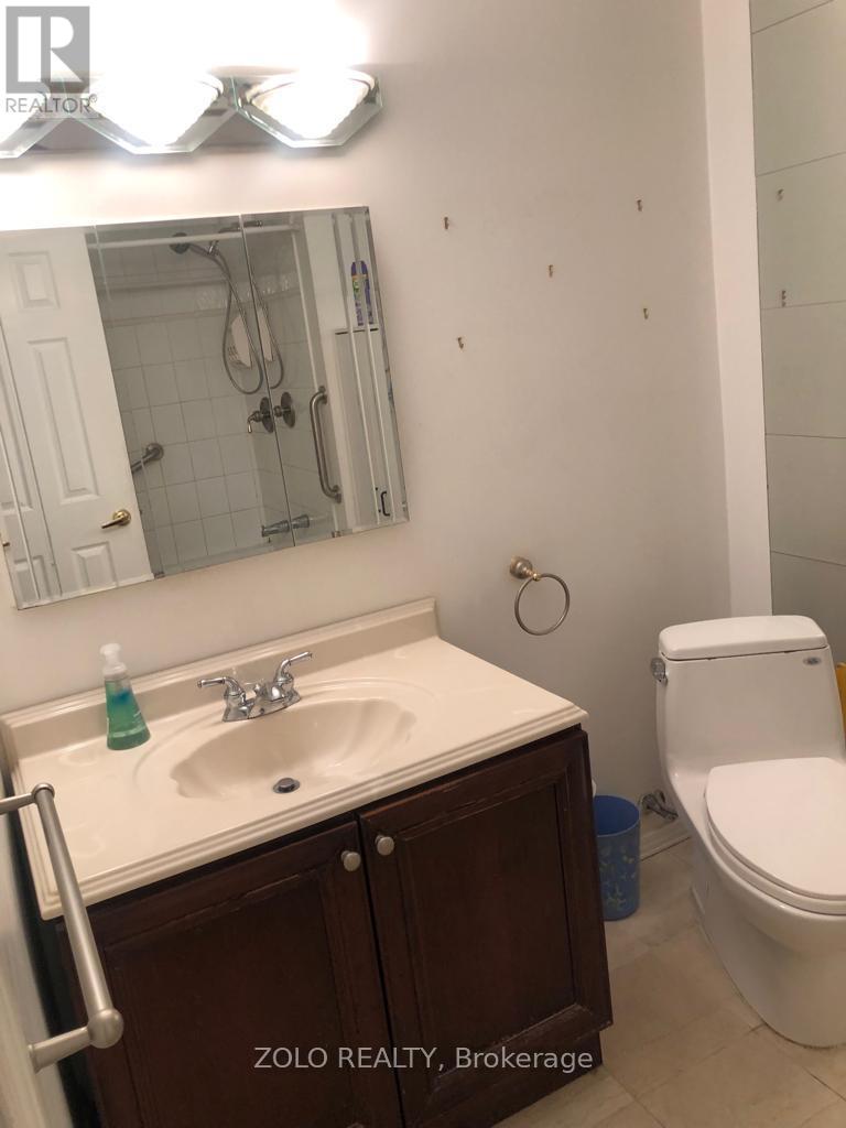 656 Abana Road, Mississauga, Ontario  L5A 1H4 - Photo 18 - W12520178