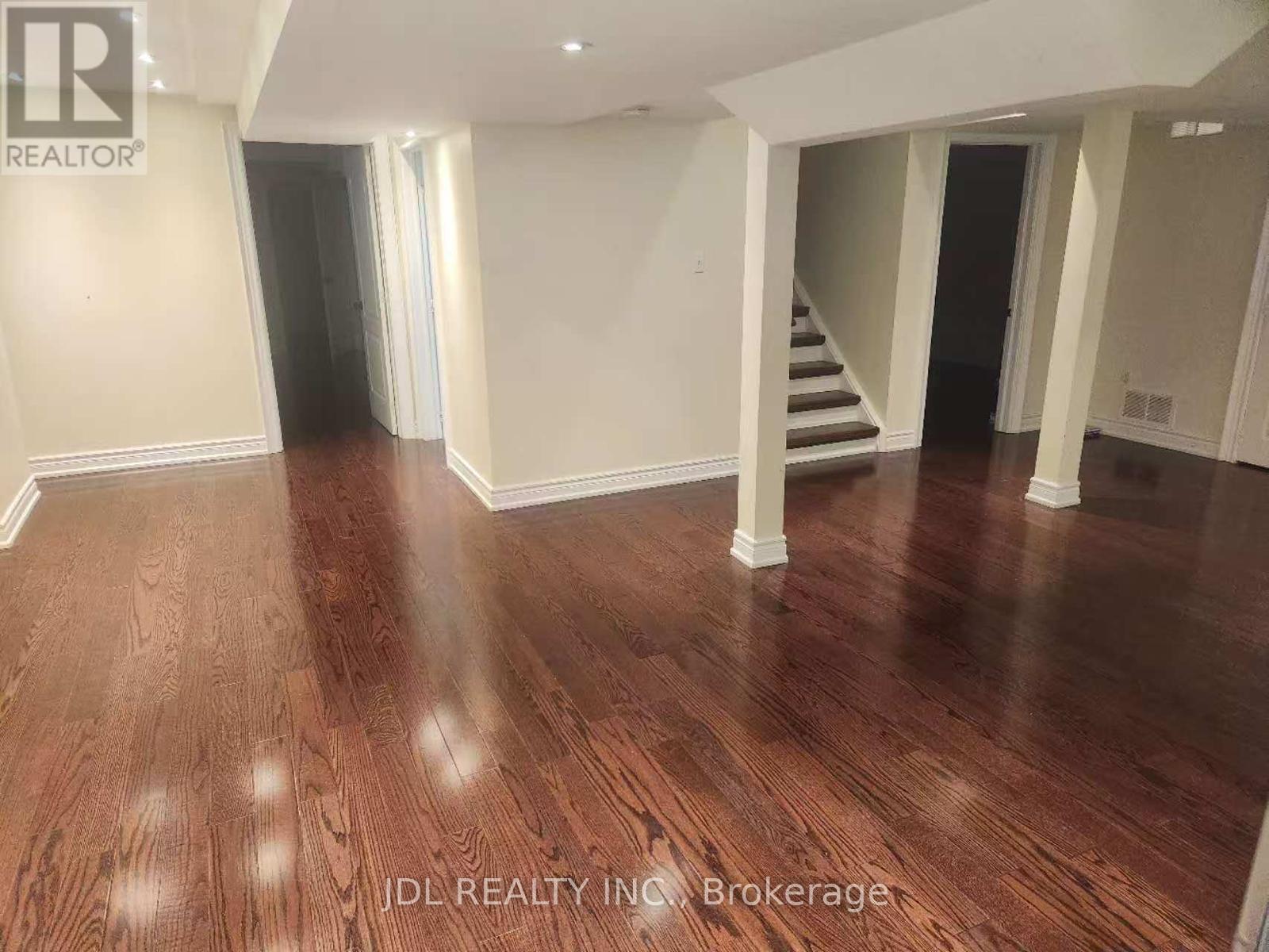 Walk Out Basement - 36 Santa Amato Crescent, Vaughan, Ontario L4J 0E9 - Photo 4 - N12514418