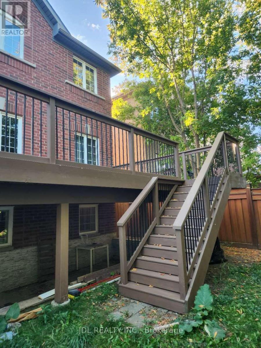 Walk Out Basement - 36 Santa Amato Crescent, Vaughan, Ontario L4J 0E9 - Photo 11 - N12514418