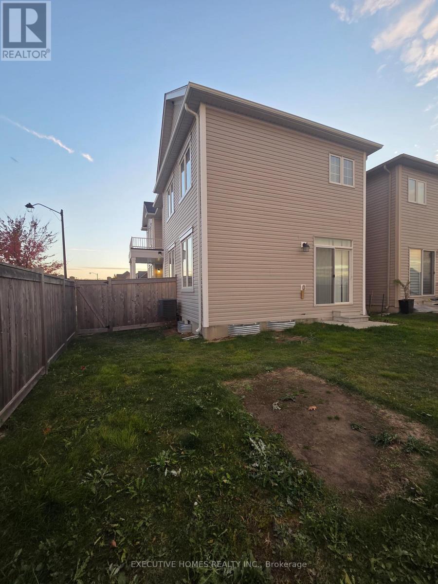 204 Maclachlan Avenue, Haldimand, Ontario  N3W 0E2 - Photo 29 - X12520184