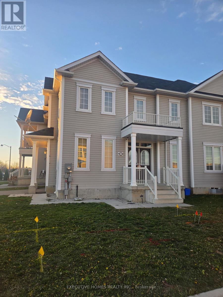 204 Maclachlan Avenue, Haldimand, Ontario  N3W 0E2 - Photo 3 - X12520184