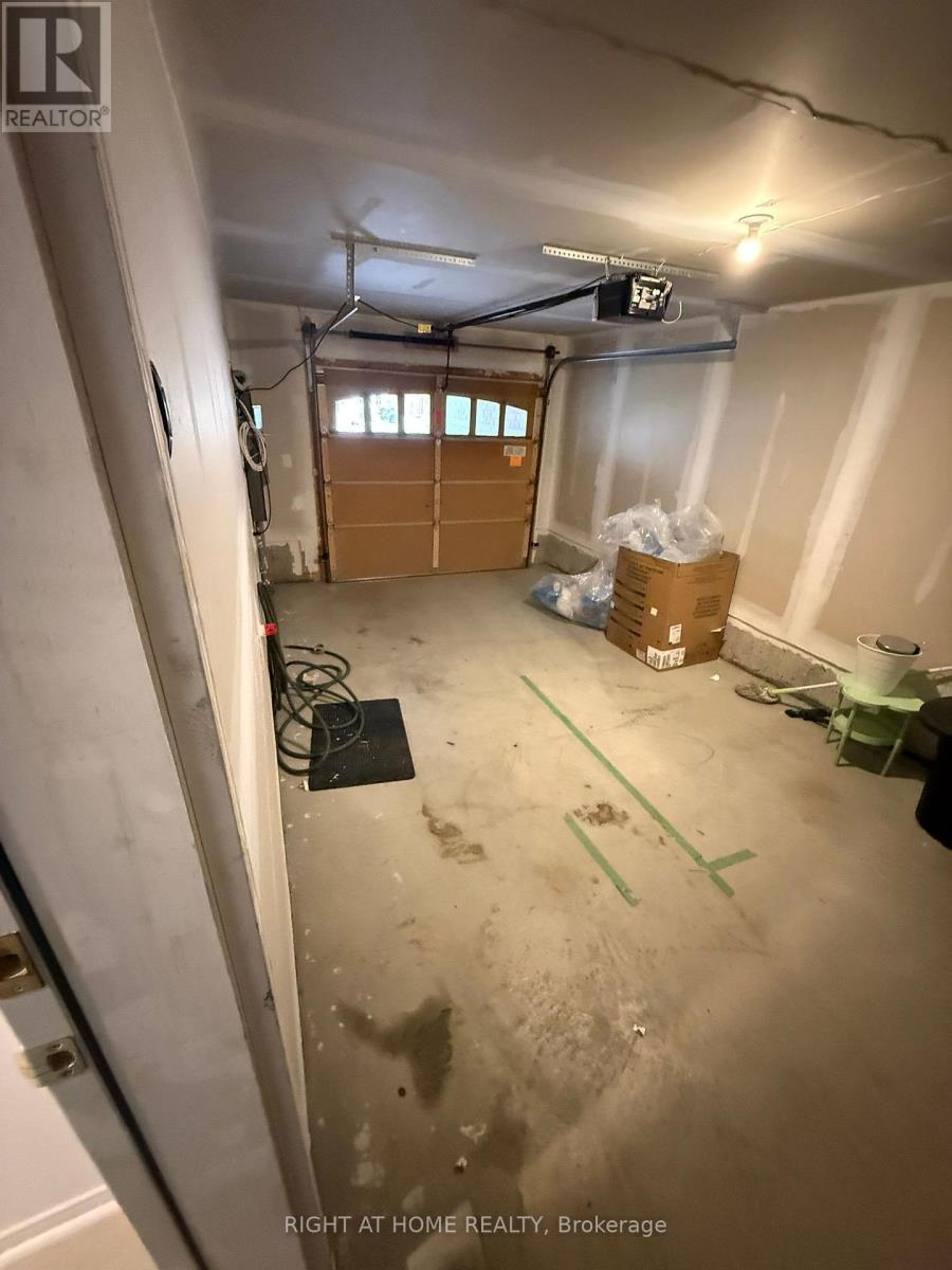 71 Ness Drive, Richmond Hill, Ontario  L4K 0K5 - Photo 16 - N12482614