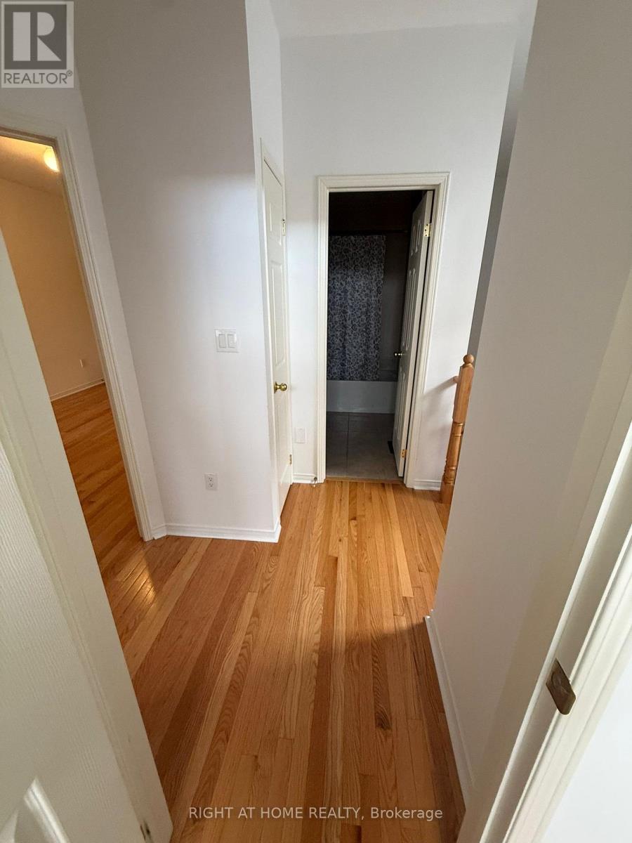 71 Ness Drive, Richmond Hill, Ontario  L4K 0K5 - Photo 15 - N12482614