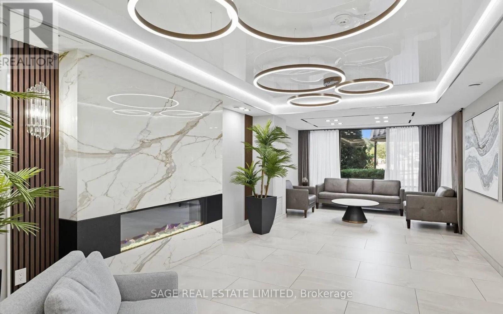 1002 - 30 Harding Boulevard, Richmond Hill, Ontario  L4C 9M3 - Photo 17 - N12474316