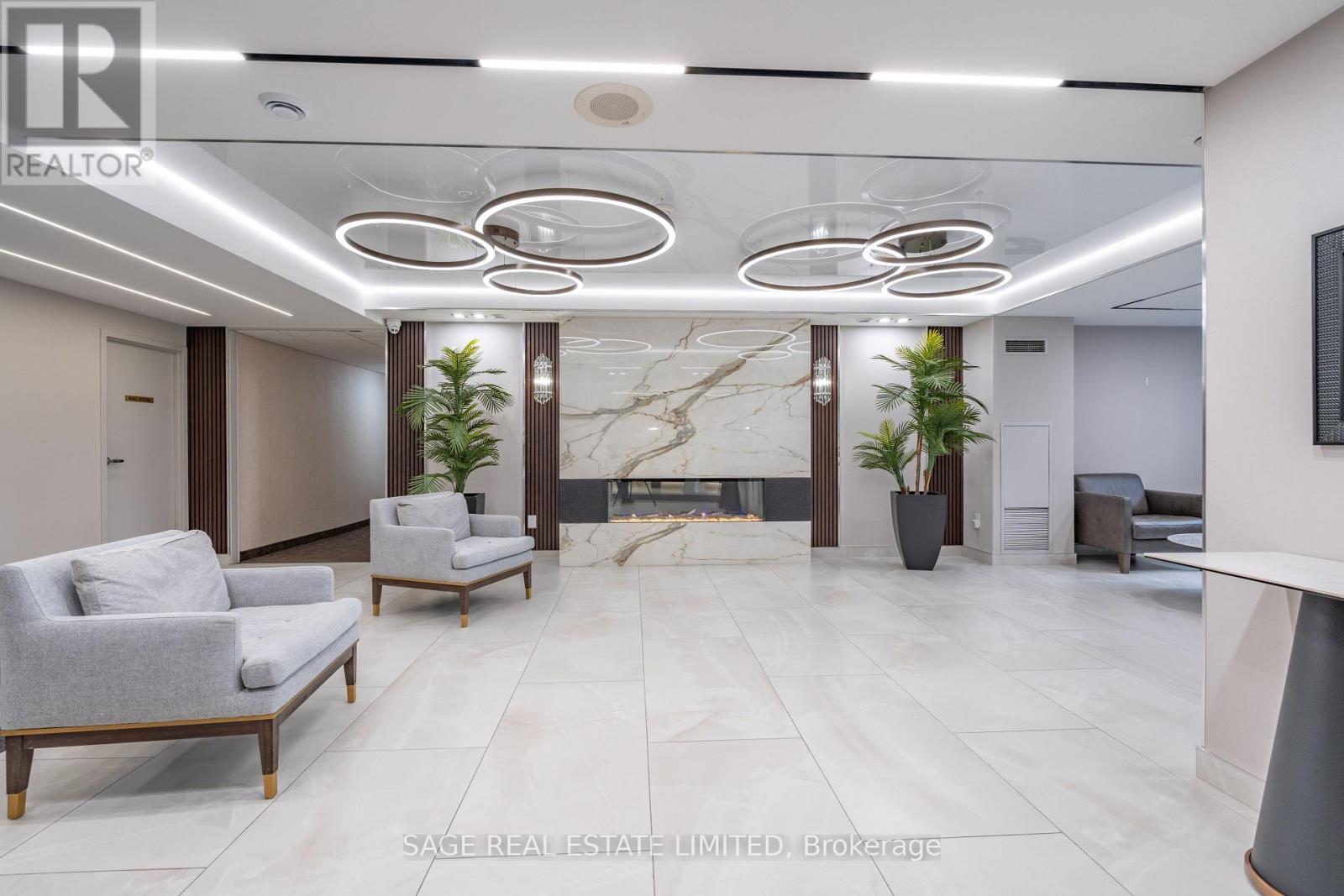 1002 - 30 Harding Boulevard, Richmond Hill, Ontario  L4C 9M3 - Photo 16 - N12474316