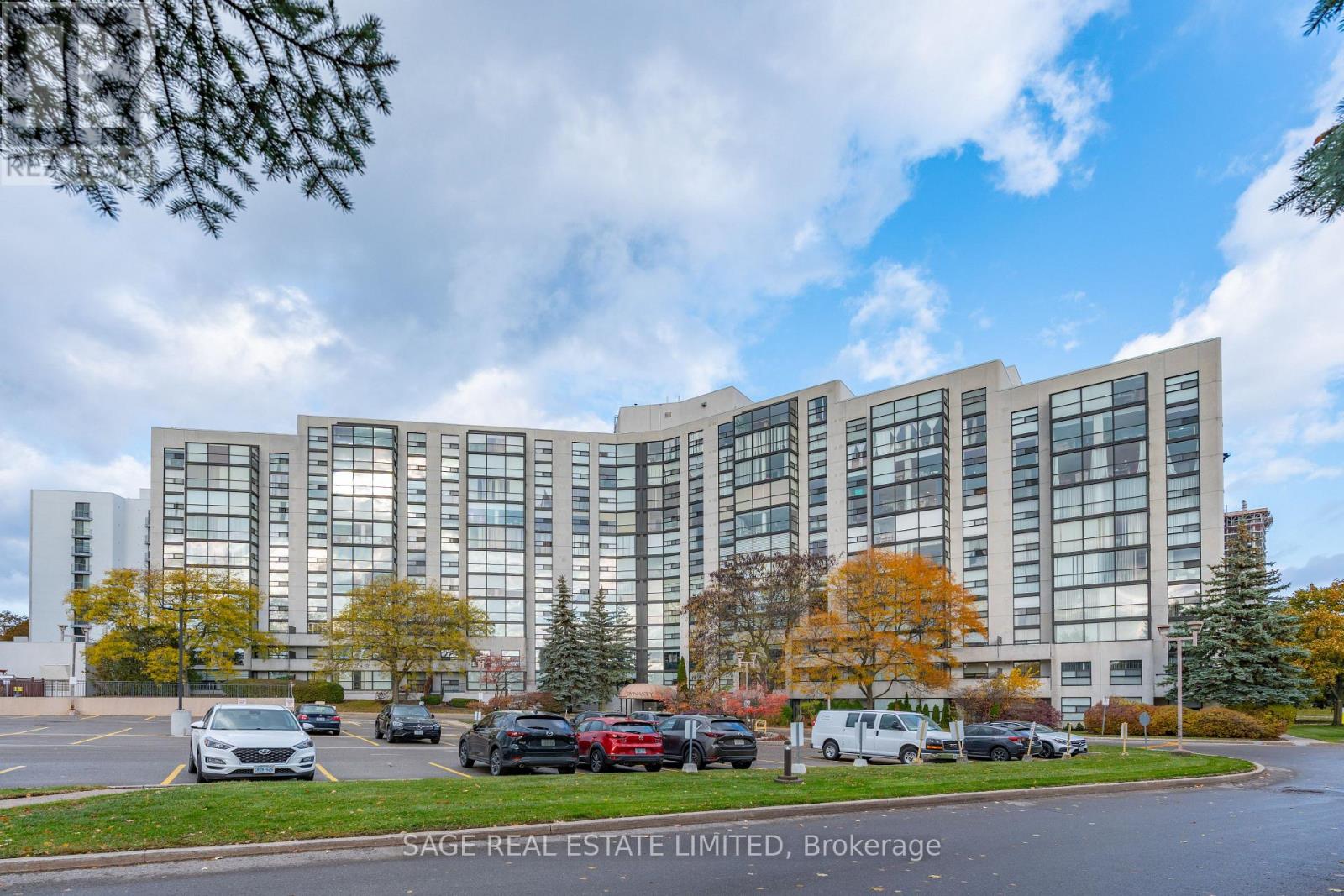 1002 - 30 Harding Boulevard, Richmond Hill, Ontario  L4C 9M3 - Photo 25 - N12474316