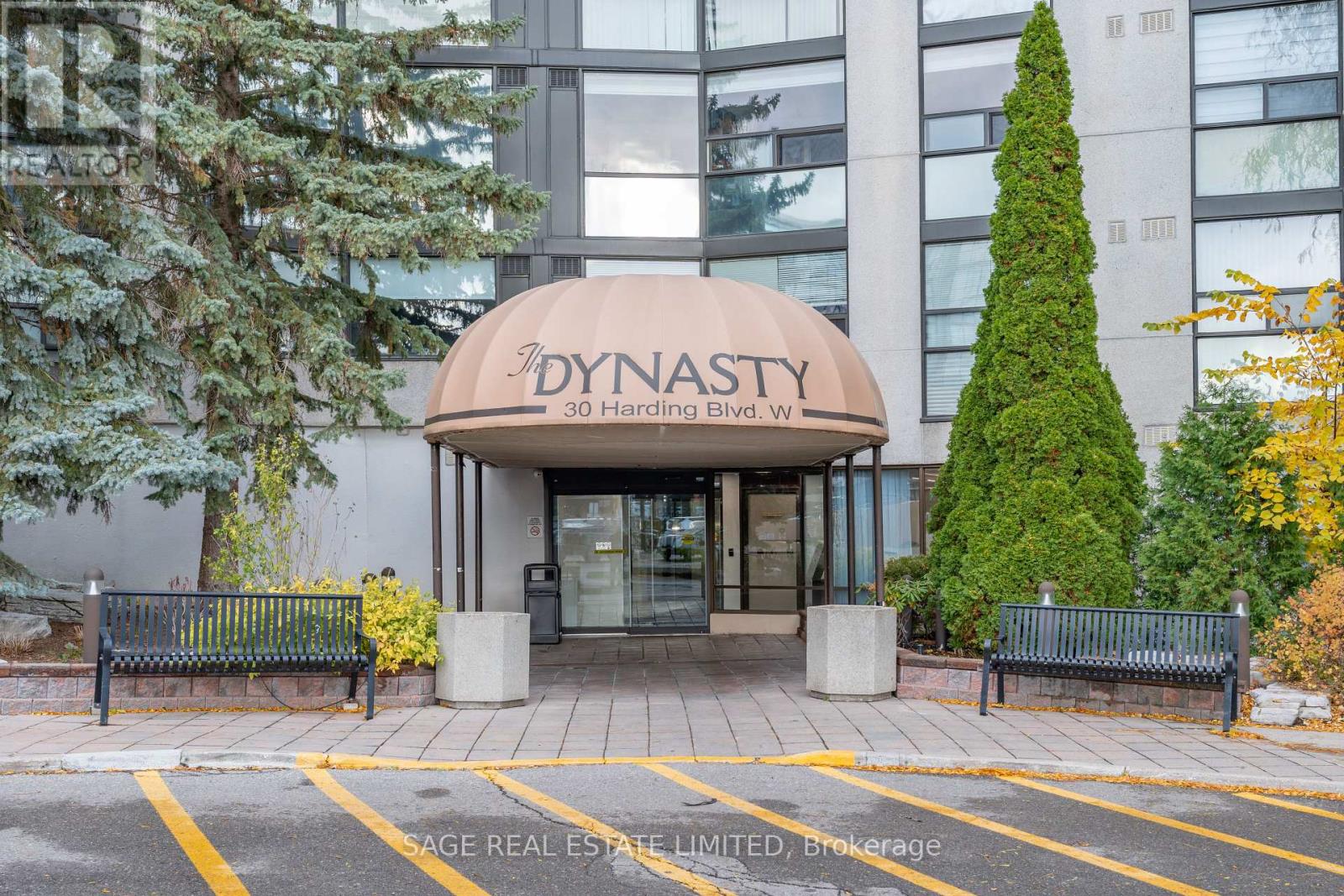 1002 - 30 Harding Boulevard, Richmond Hill, Ontario  L4C 9M3 - Photo 23 - N12474316