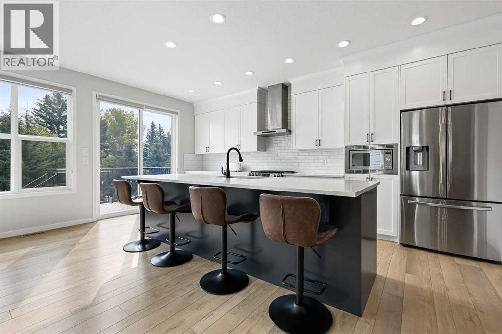 186 West Grove Point Sw, Calgary, Alberta  T3H 1Y7 - Photo 15 - A2260750