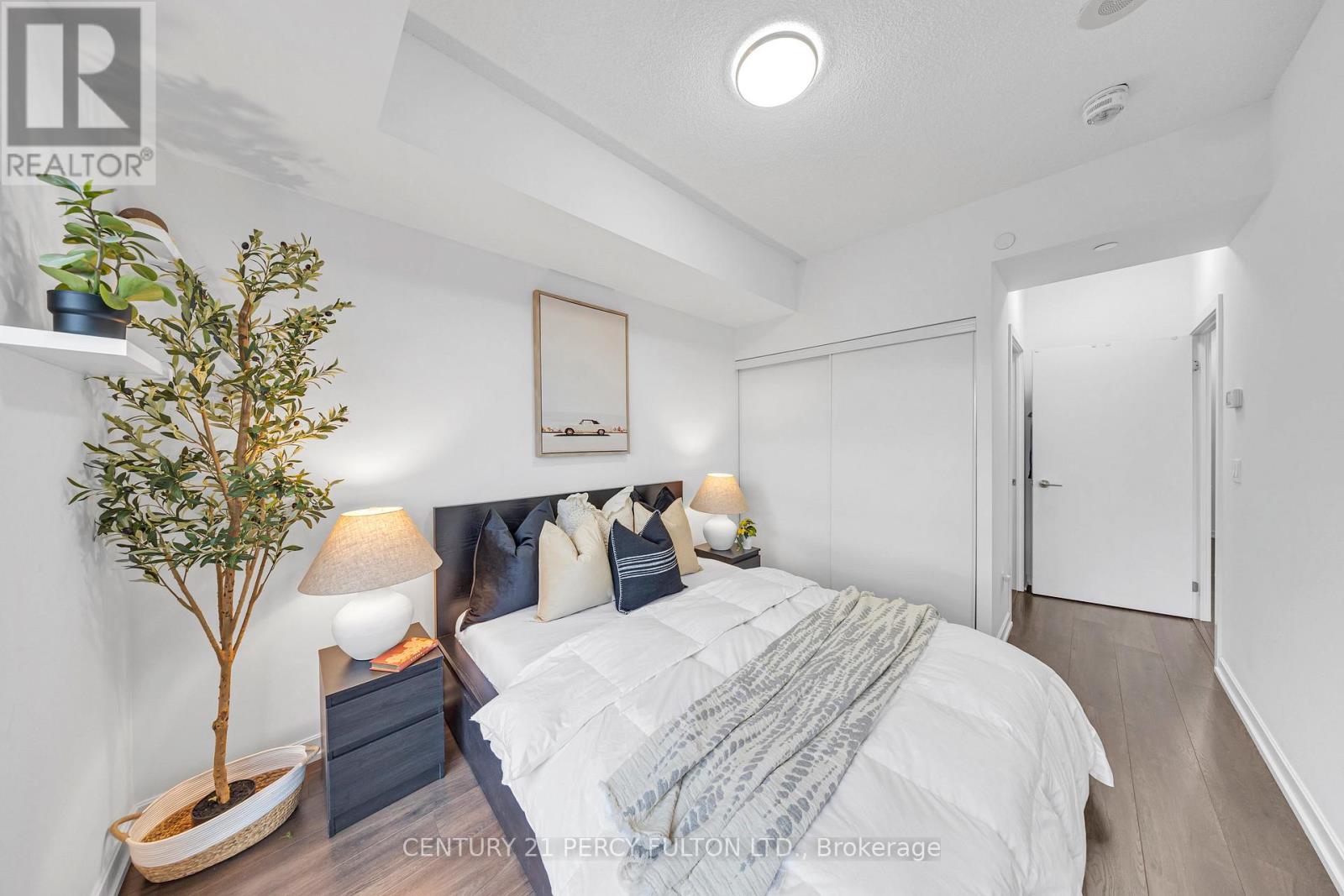 1702 - 50 Forest Manor Road, Toronto, Ontario  M2J 0E3 - Photo 11 - C12520196