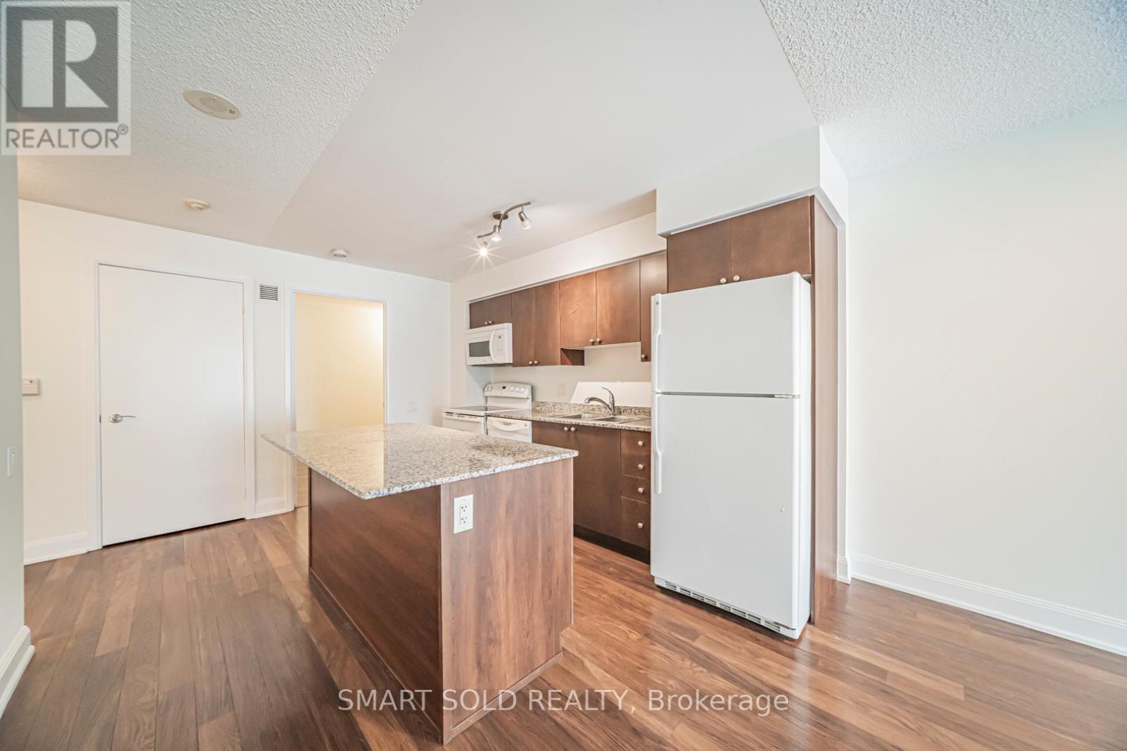 901 - 2191 Yonge Street, Toronto, Ontario M4S 3H8 - Photo 8 - C12520210