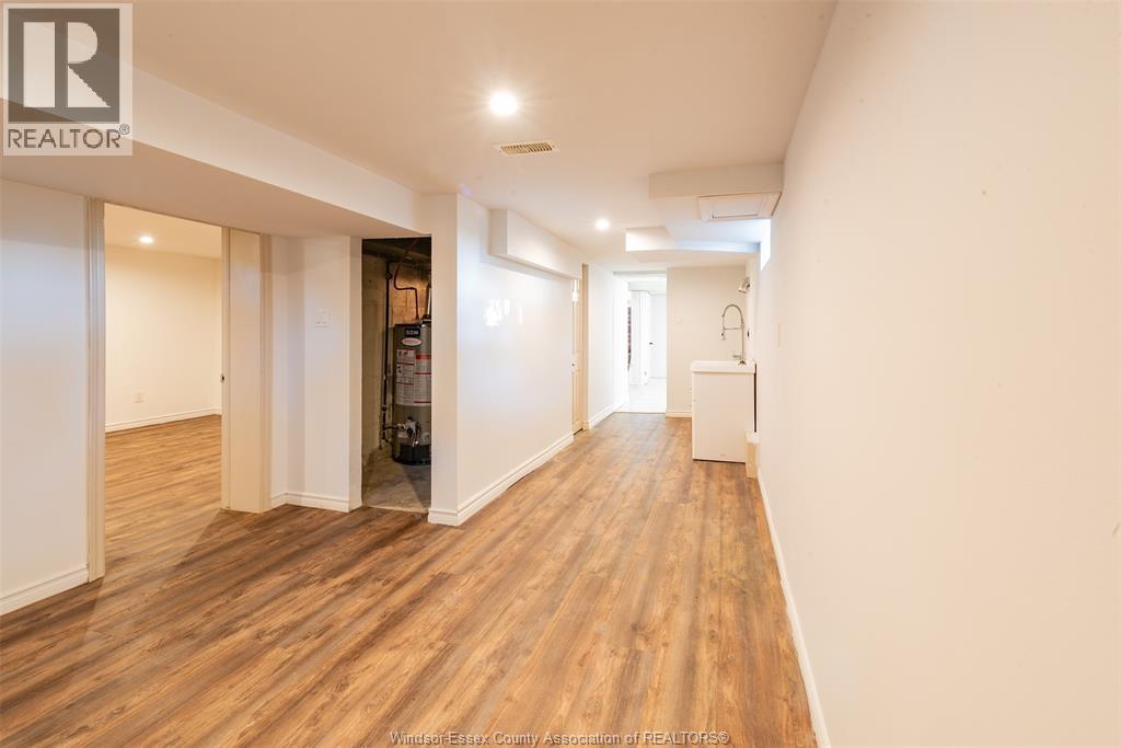 3725 Mckay Avenue, Windsor, Ontario N9E 2S3 - Photo 23 - 25027744
