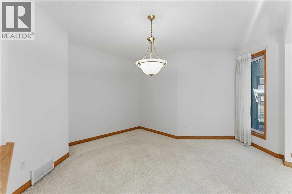 69 Scimitar Point Nw, Calgary, Alberta  T3L 2B5 - Photo 11 - A2268188