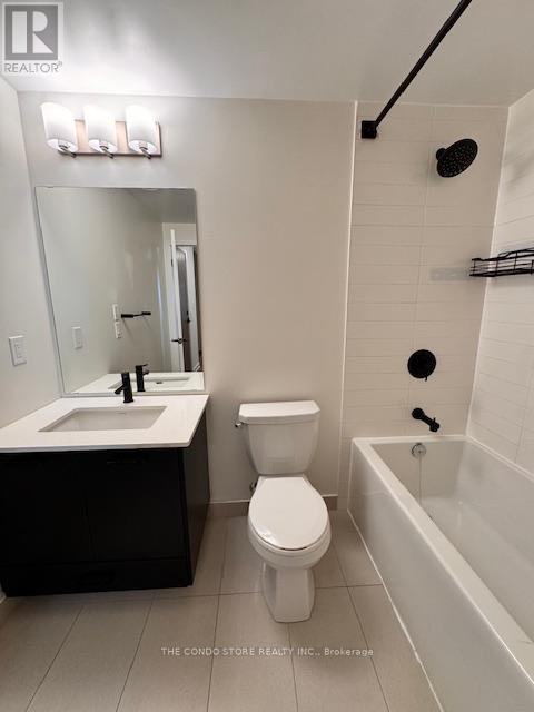 702 - 2300 St. Clair Avenue W, Toronto, Ontario  M6N 0B3 - Photo 19 - W12520202