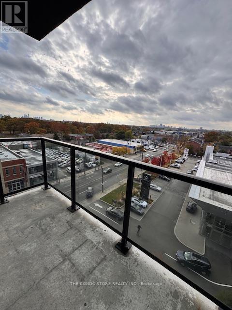 702 - 2300 St. Clair Avenue W, Toronto, Ontario  M6N 0B3 - Photo 20 - W12520202