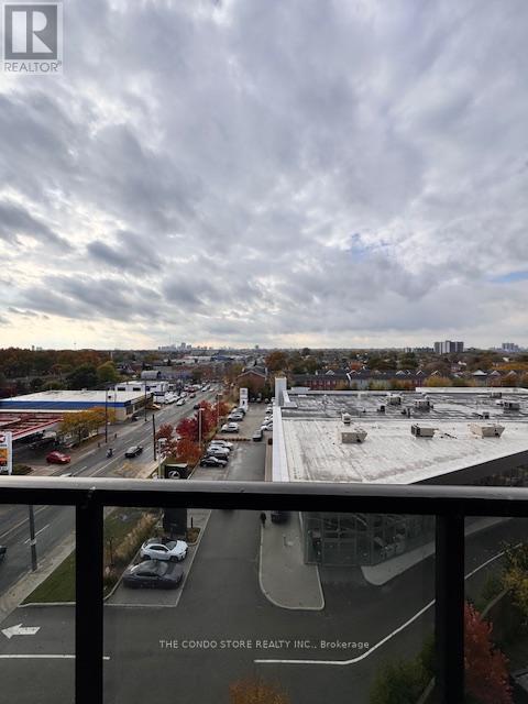 702 - 2300 St. Clair Avenue W, Toronto, Ontario  M6N 0B3 - Photo 22 - W12520202