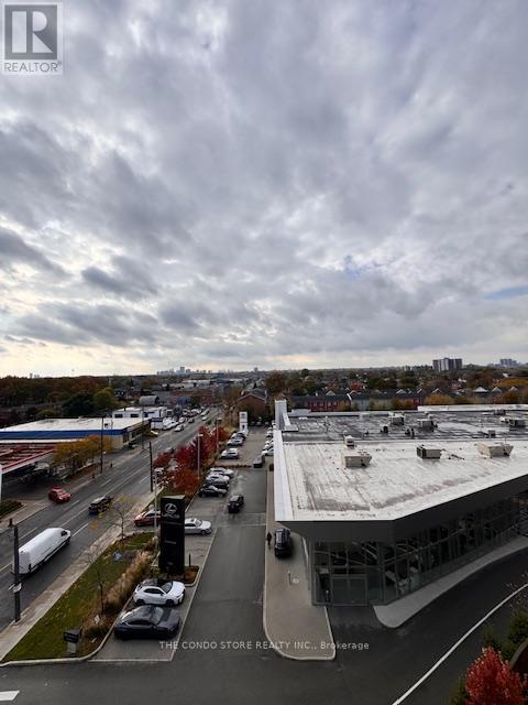 702 - 2300 St. Clair Avenue W, Toronto, Ontario  M6N 0B3 - Photo 23 - W12520202