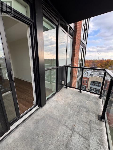 702 - 2300 St. Clair Avenue W, Toronto, Ontario  M6N 0B3 - Photo 24 - W12520202