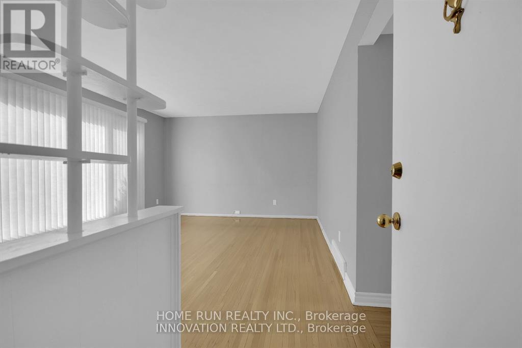 2 - 859 Tavistock Street, Ottawa, Ontario  K2B 5N5 - Photo 5 - X12520226