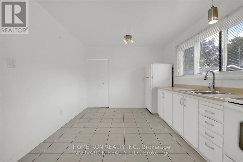 2 - 859 Tavistock Street, Ottawa, Ontario  K2B 5N5 - Photo 9 - X12520226