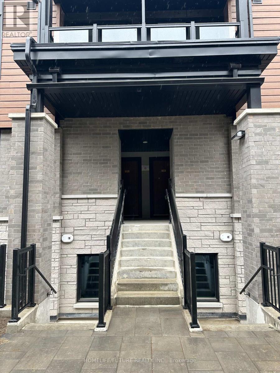 22 - 117 Marydale Avenue, Markham, Ontario  L3S 0A3 - Photo 4 - N12519882