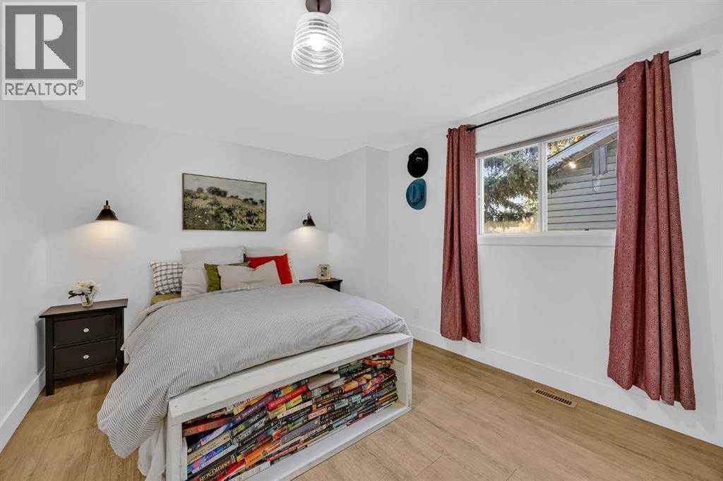 91 Shawglen Way Sw, Calgary, Alberta  T2Y 1Y9 - Photo 15 - A2266468