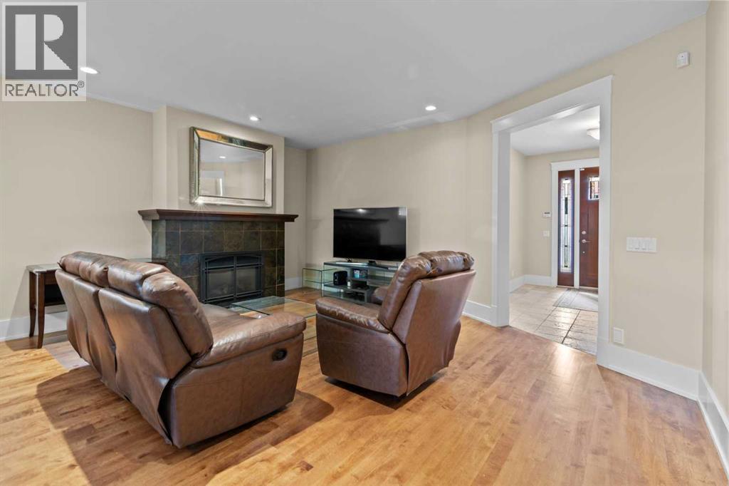 1428 2a Street Nw, Calgary, Alberta  T2M 2X4 - Photo 8 - A2254262