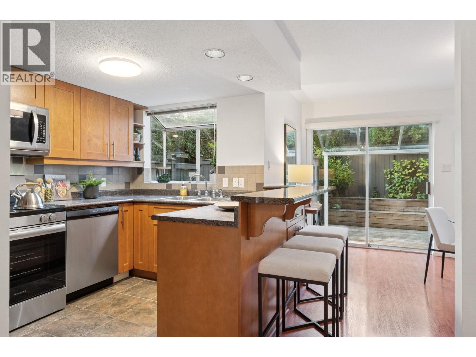 2994 Mt Seymour Parkway, North Vancouver, British Columbia  V7H 1E9 - Photo 10 - R3064935