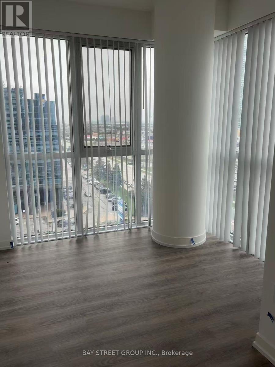 906 - 8 Interchange Way, Vaughan, Ontario L4K 0R2 - Photo 10 - N12520234