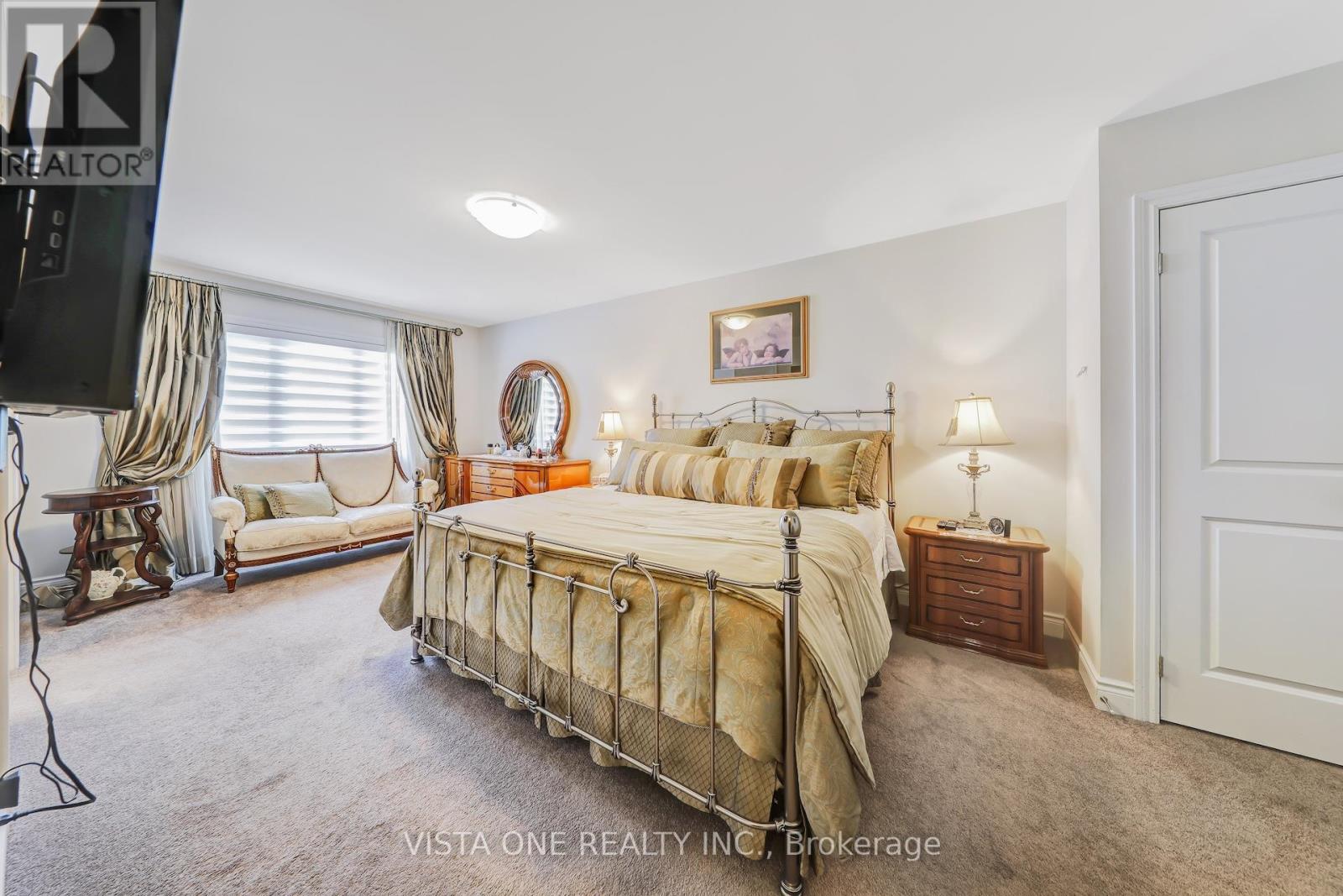 26 Zenith Avenue, Vaughan, Ontario L4H 4K9 - Photo 11 - N12520238