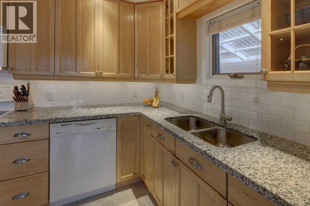 1805 20 Avenue Nw, Calgary, Alberta  T2M 1H4 - Photo 8 - A2269259