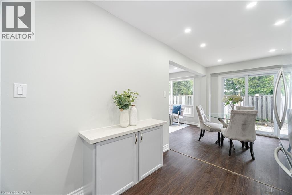 3525 Brandon Gate Drive Unit# 65, Mississauga, Ontario  L4T 3M3 - Photo 20 - 40764727