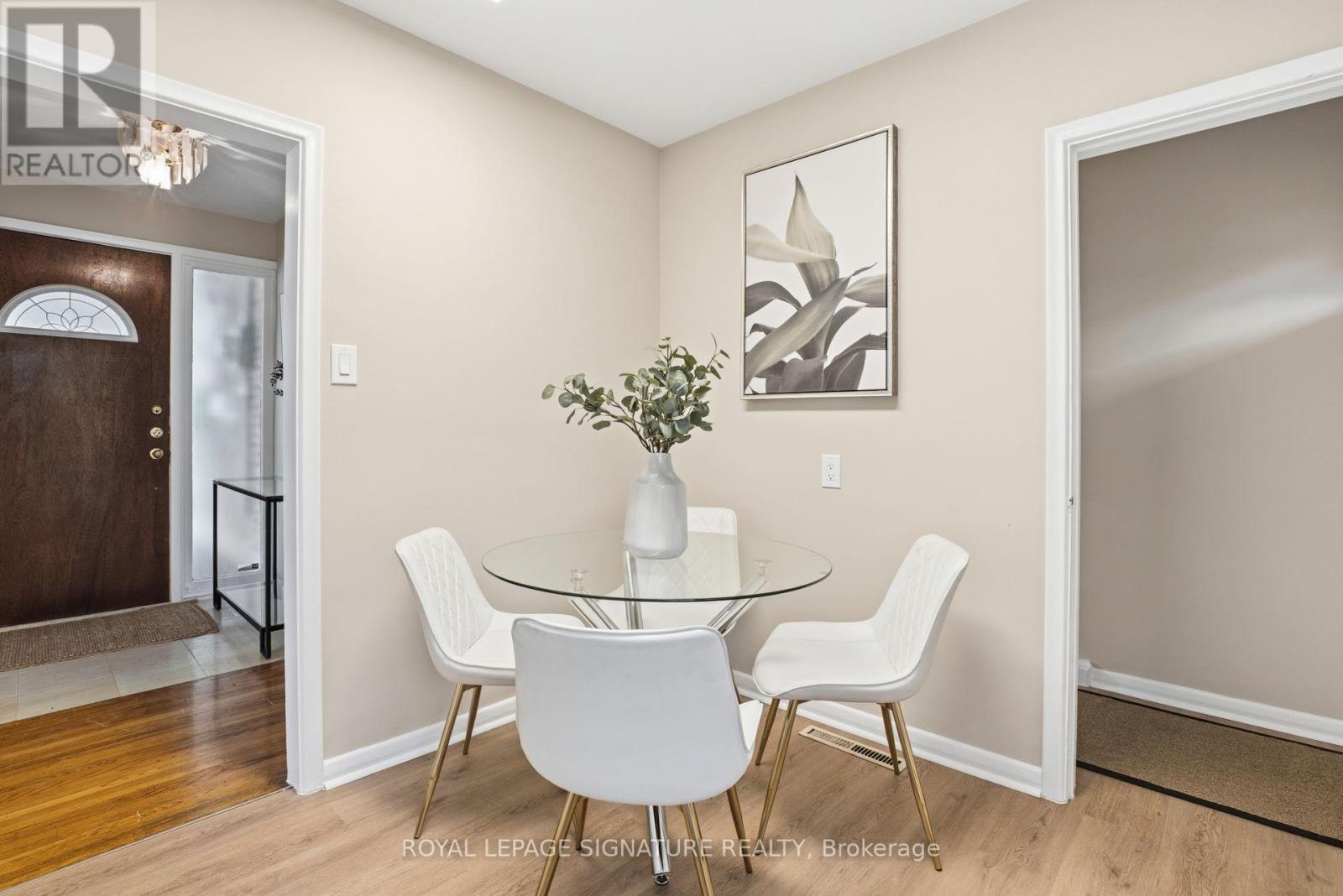 68 Genthorn Avenue, Toronto, Ontario M9W 2S9 - Photo 18 - W12520224