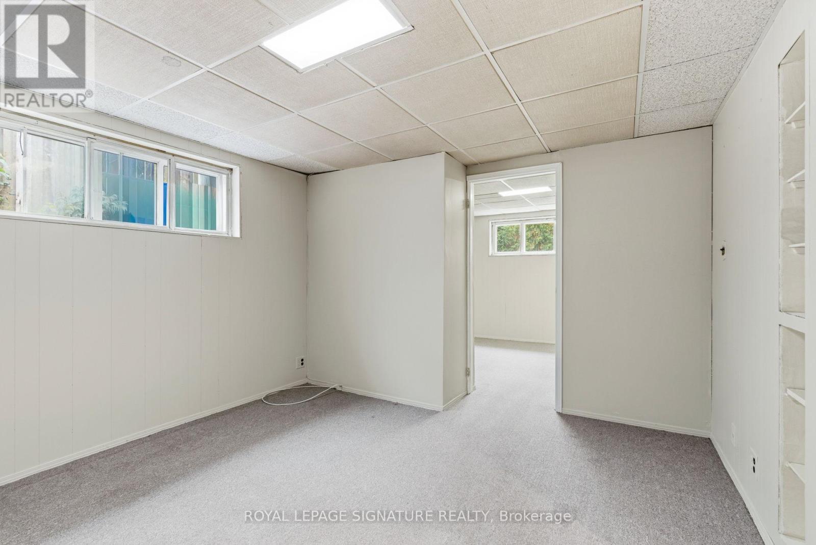 68 Genthorn Avenue, Toronto, Ontario M9W 2S9 - Photo 30 - W12520224