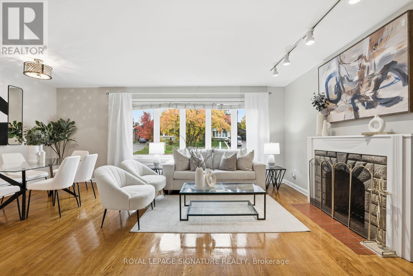 68 Genthorn Avenue, Toronto, Ontario M9W 2S9 - Photo 6 - W12520224