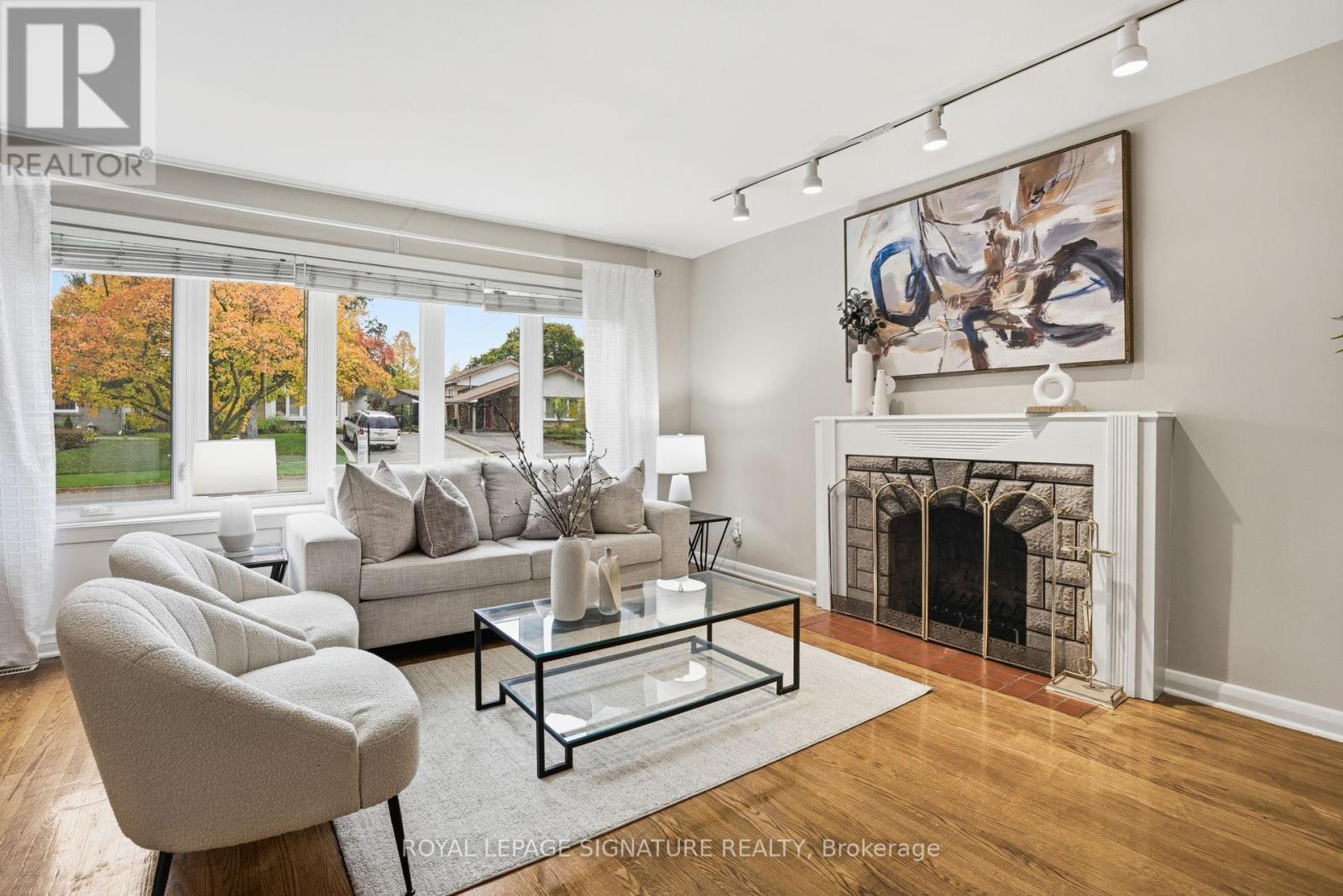 68 Genthorn Avenue, Toronto, Ontario M9W 2S9 - Photo 7 - W12520224