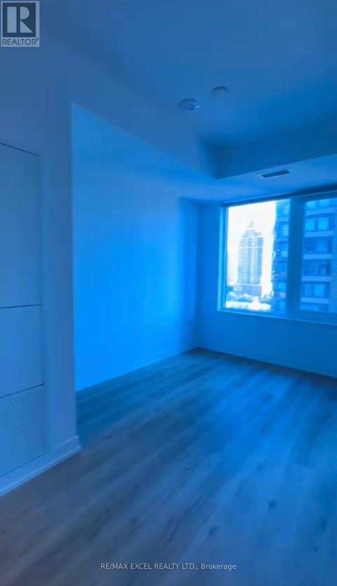 1007 - 395 Square One Drive, Mississauga, Ontario L5B 0P6 - Photo 5 - W12520240