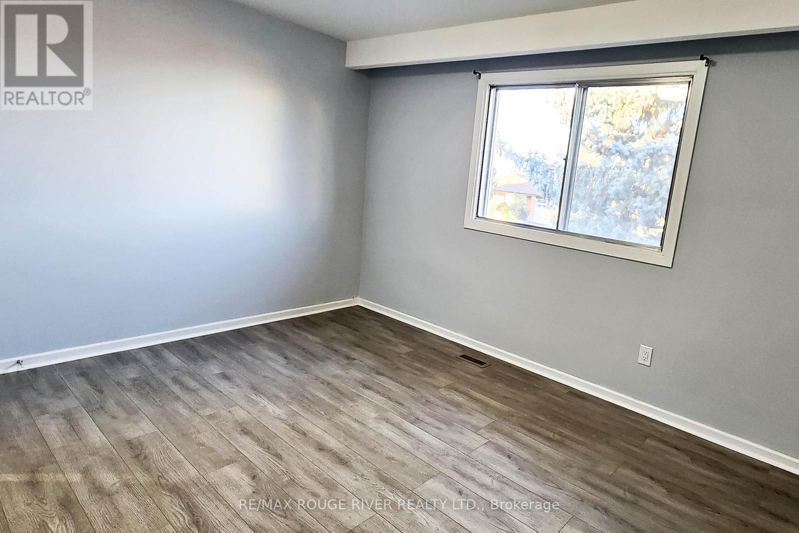 22 Annabelle Drive, Toronto, Ontario M9V 3B6 - Photo 20 - W12520242