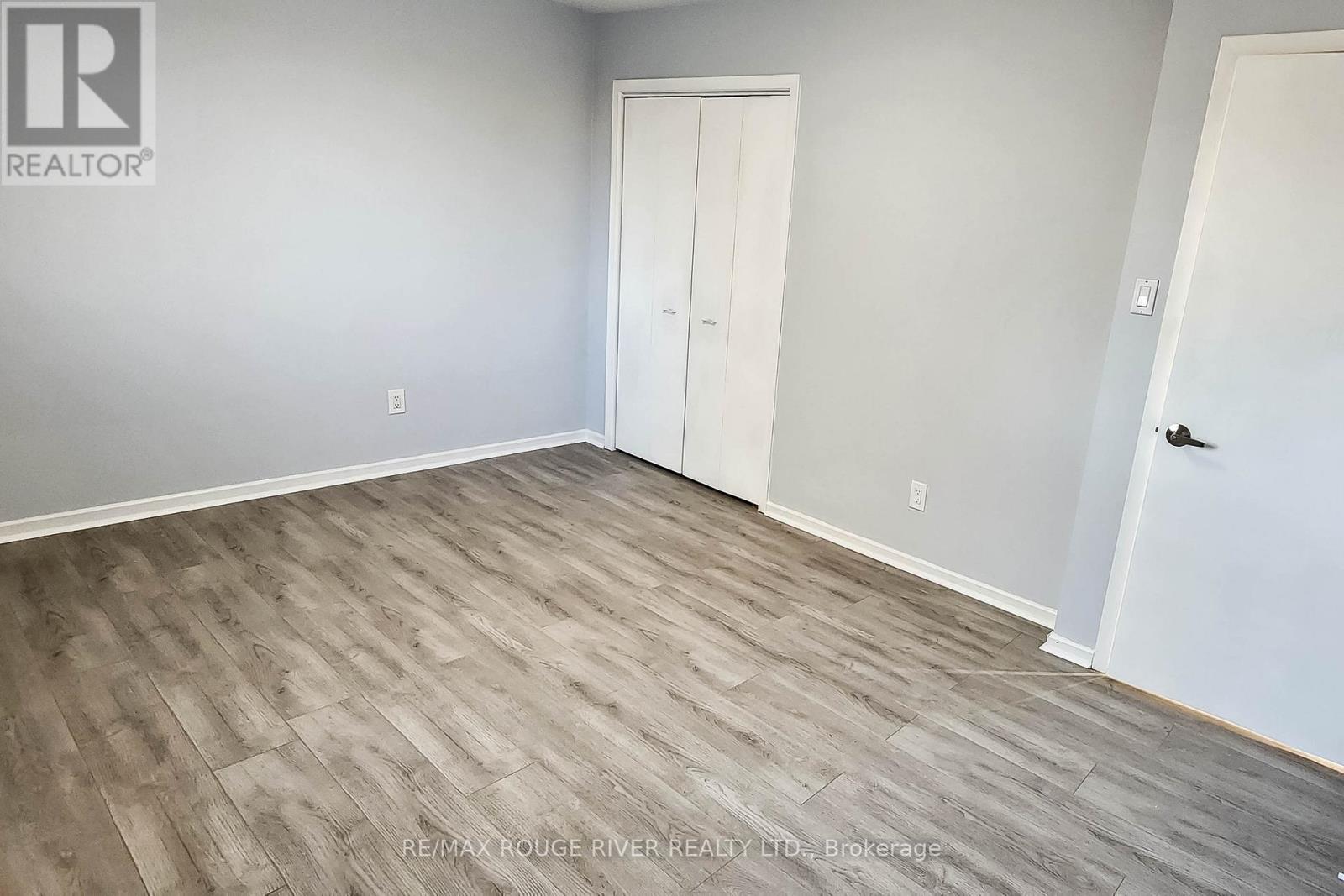 22 Annabelle Drive, Toronto, Ontario M9V 3B6 - Photo 21 - W12520242