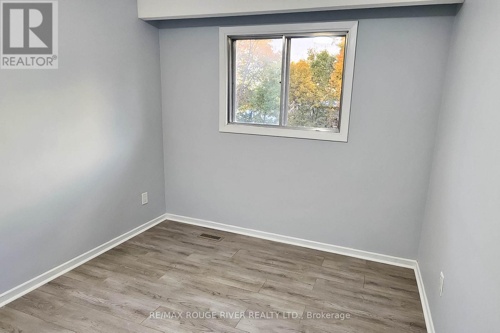 22 Annabelle Drive, Toronto, Ontario M9V 3B6 - Photo 27 - W12520242